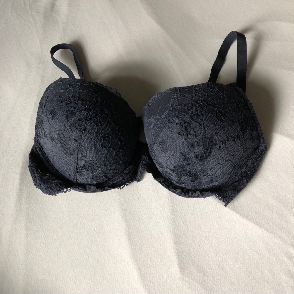 💜 H&M push-up bra.